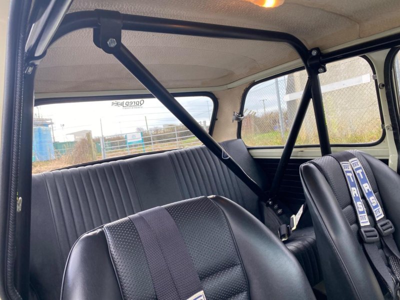 AUSTIN MINI