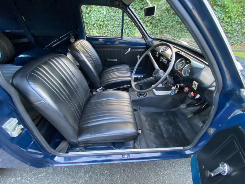 FORD ESCORT