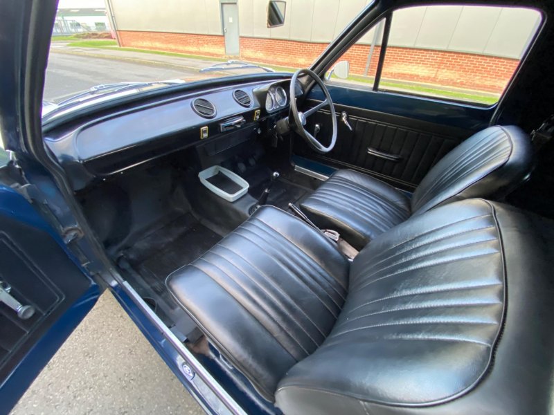 FORD ESCORT