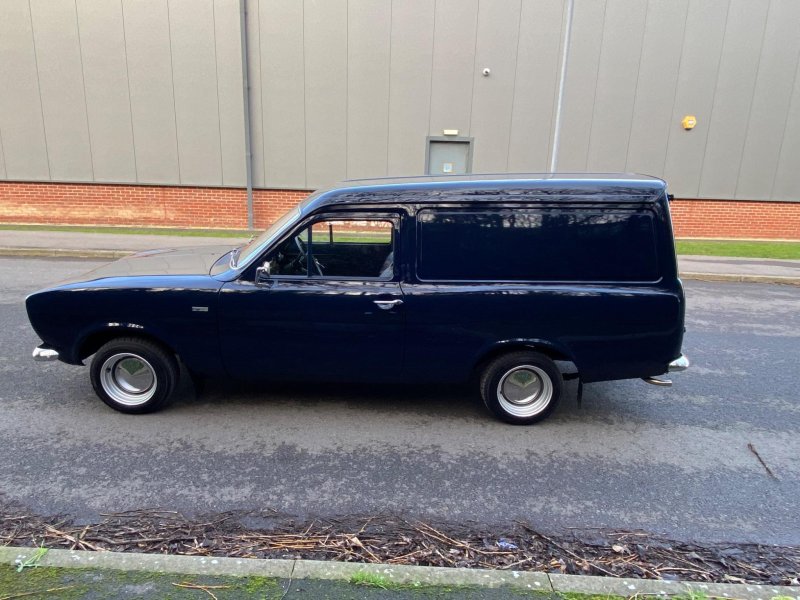 FORD ESCORT