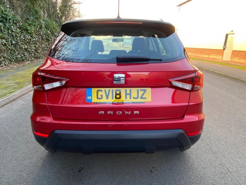 SEAT ARONA