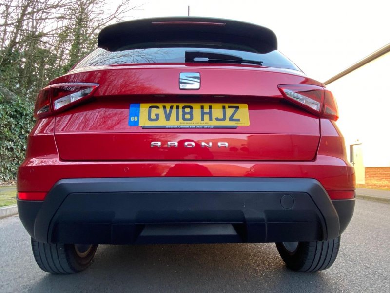 SEAT ARONA