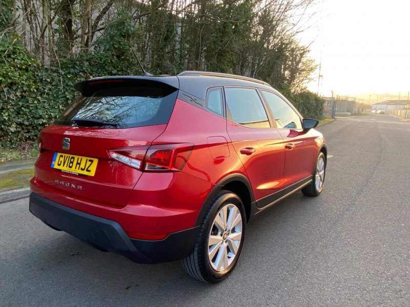 SEAT ARONA