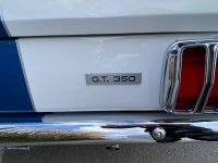 FORD MUSTANG