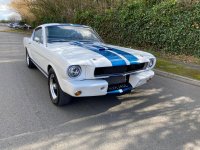 FORD MUSTANG