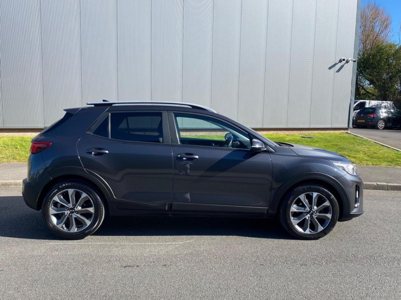 KIA STONIC