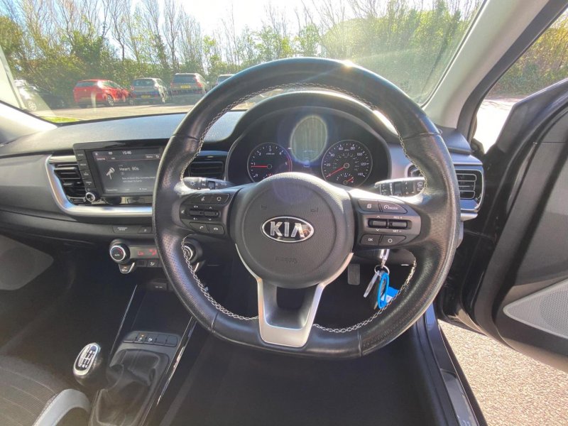 KIA STONIC