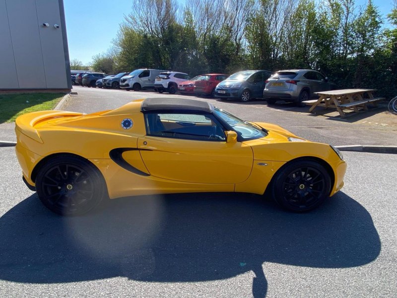 LOTUS ELISE