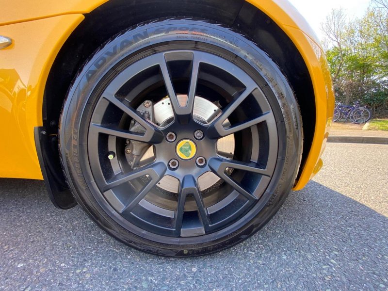LOTUS ELISE