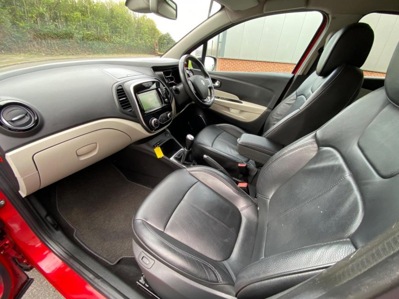 RENAULT CAPTUR