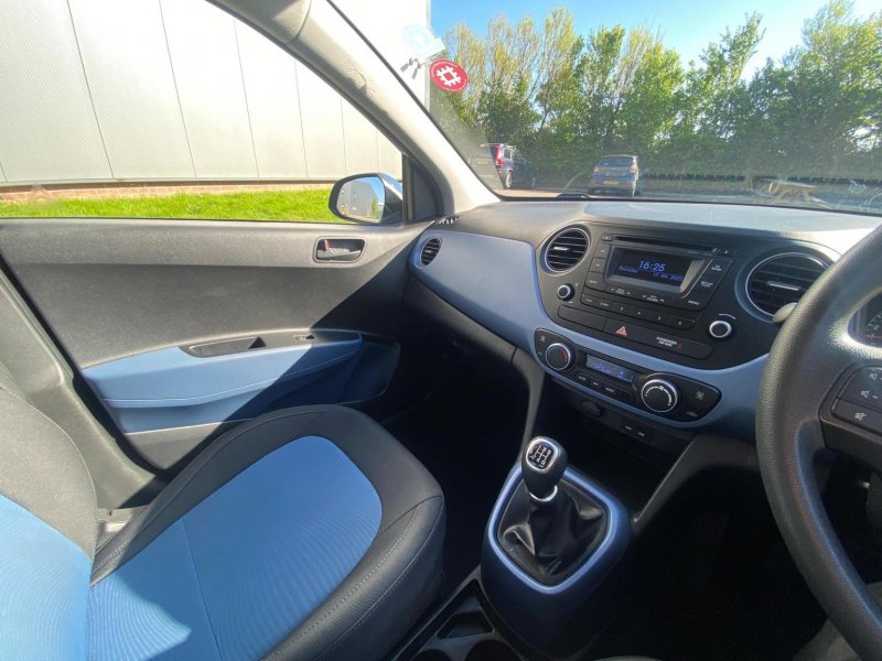 HYUNDAI I10